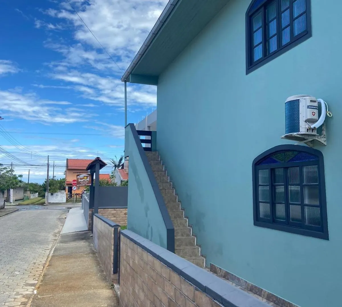 Pousada Vila Do Meio Pinheira